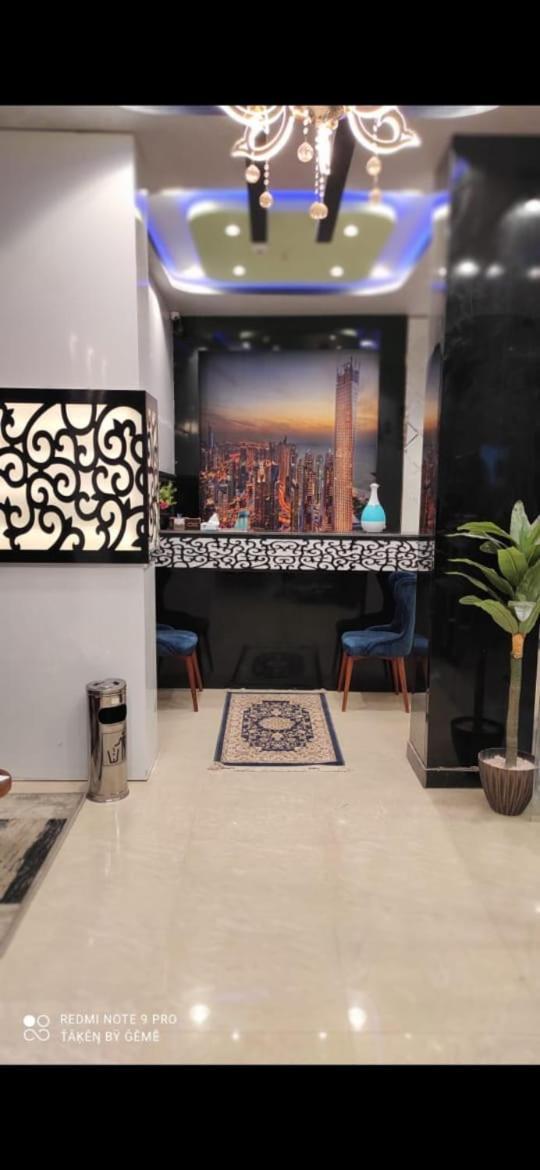 סוחאג' Al Amir Palace Hotel מראה חיצוני תמונה